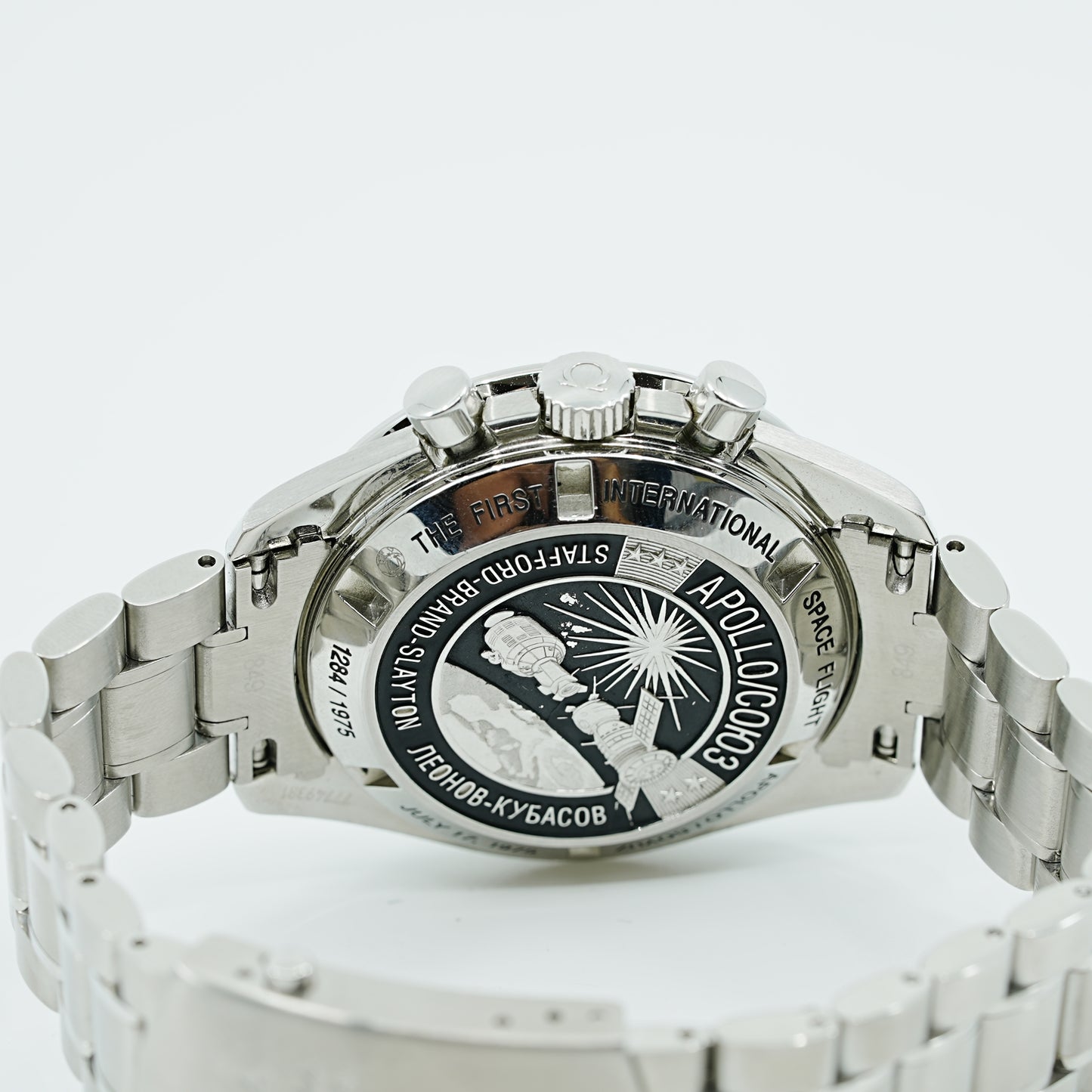 スピードマスター プロフェッショナル アポロ・ソユーズ35周年記念 311.30.42.30.99.001 隕石ダイヤル