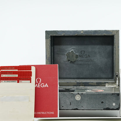 スピードマスター プロフェッショナル アポロ・ソユーズ35周年記念 311.30.42.30.99.001 隕石ダイヤル